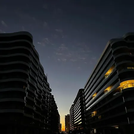 The Goldenwaves By Casa Del Mar Mamaia